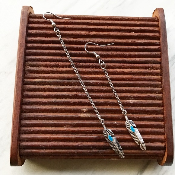 🔴SALE ! Asymmetrical silver feather boho earrings - Picture 8 of 9